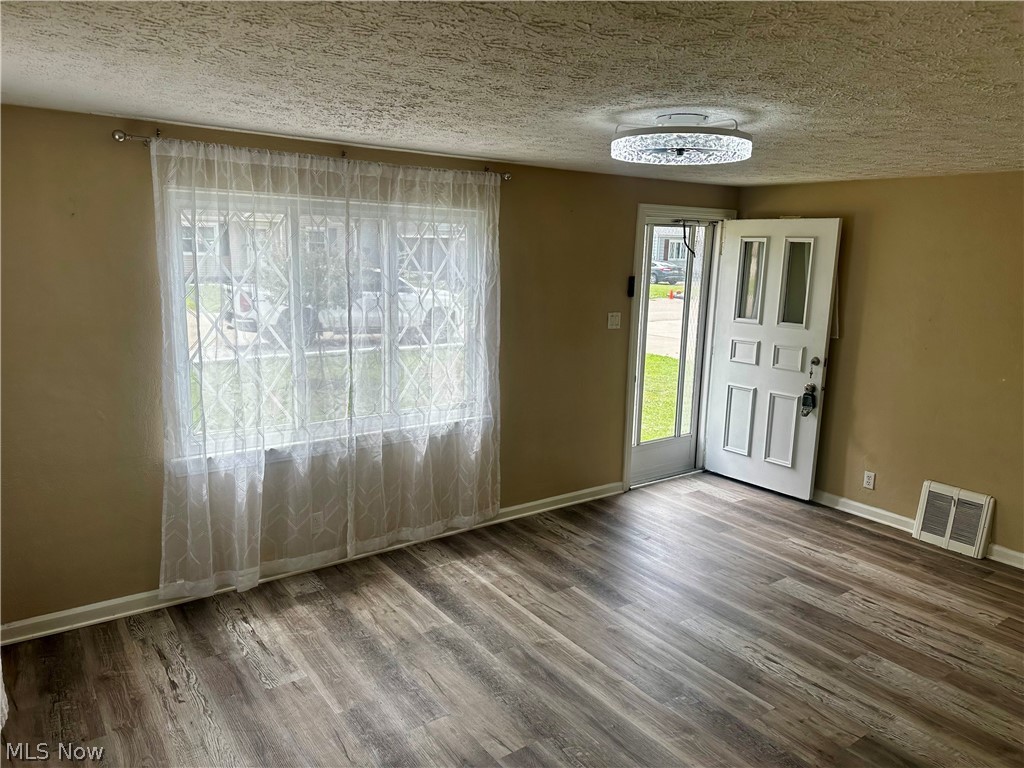 2229 39th Street NW Canton OH 44709