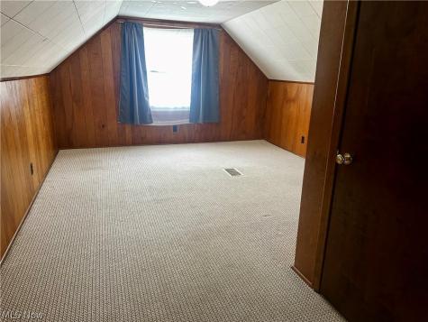 2229 39th Street NW Canton OH 44709