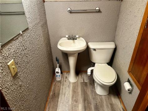 2229 39th Street NW Canton OH 44709