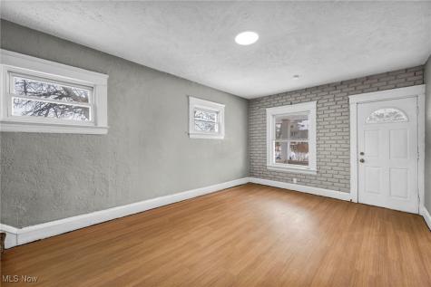 13114 Durkee Avenue Cleveland OH 44105