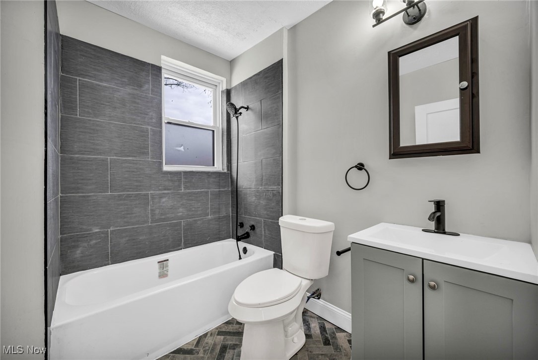 13114 Durkee Avenue Cleveland OH 44105