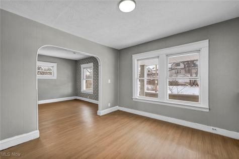 13114 Durkee Avenue Cleveland OH 44105