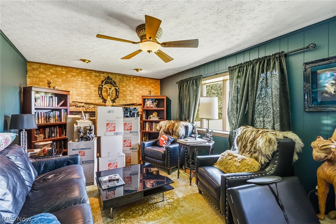 6890 Refugee Road NW Pickerington OH 43147