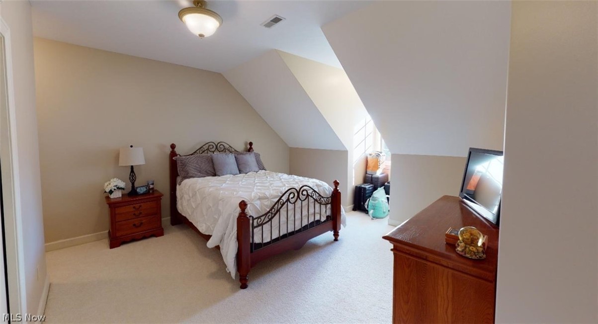 1876 N Lakewood Avenue Port Clinton OH 43452