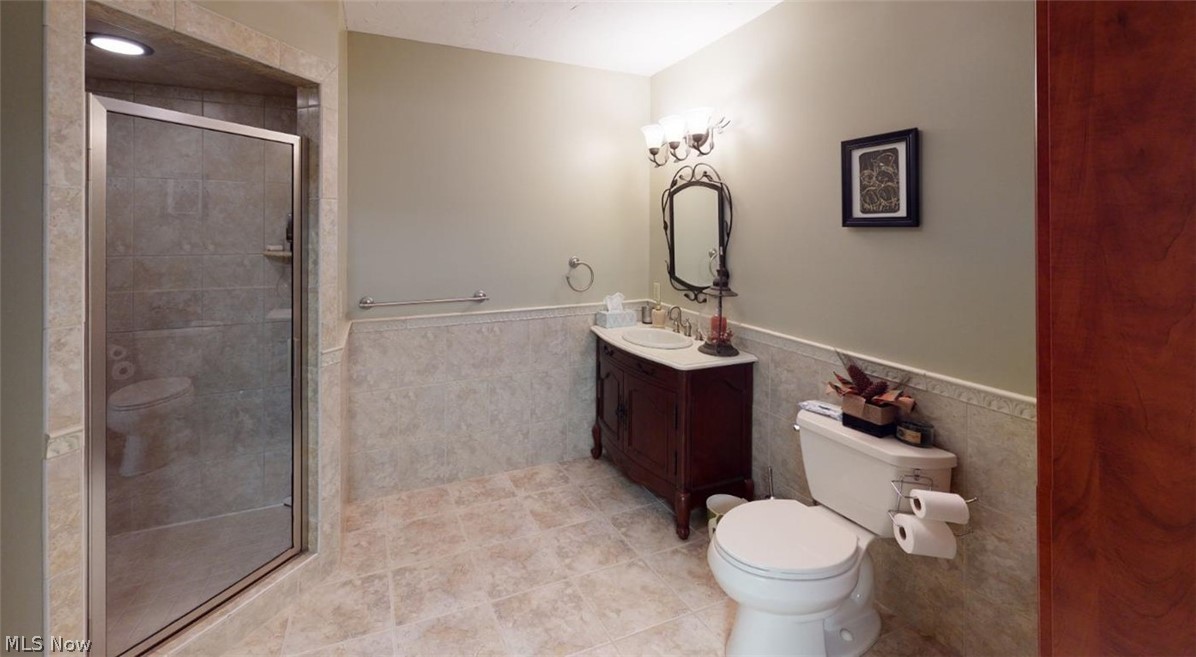 1876 N Lakewood Avenue Port Clinton OH 43452