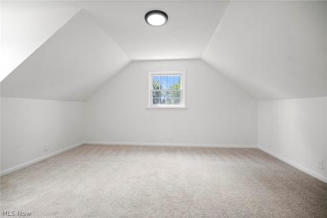7018 Manor Drive Elyria OH 44035