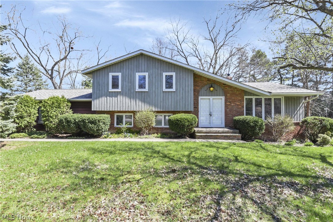 6555 Hunt Circle Mayfield Village OH 44143