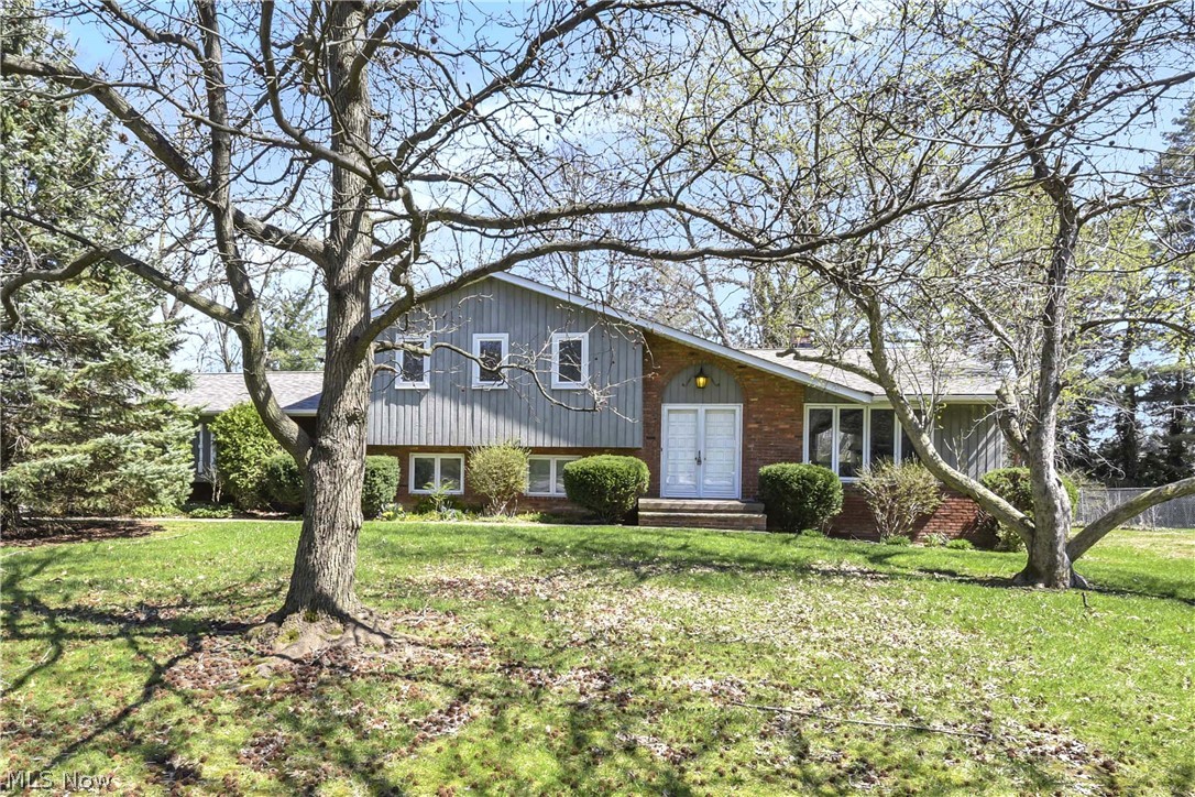 6555 Hunt Circle Mayfield Village OH 44143