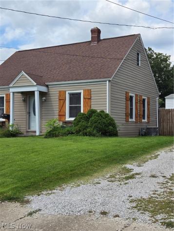 1411 Onondago Avenue Akron OH 44305