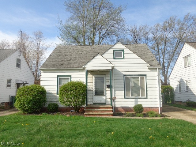 448 E 328th Street Willowick OH 44095