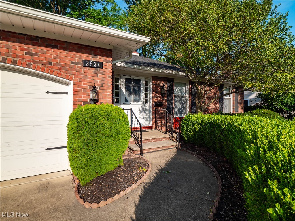 3534 Palmer Drive Rocky River OH 44116