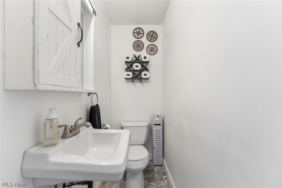 2369 Frederick Drive Cuyahoga Falls OH 44221
