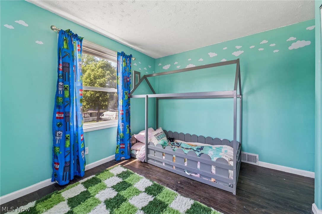 2369 Frederick Drive Cuyahoga Falls OH 44221