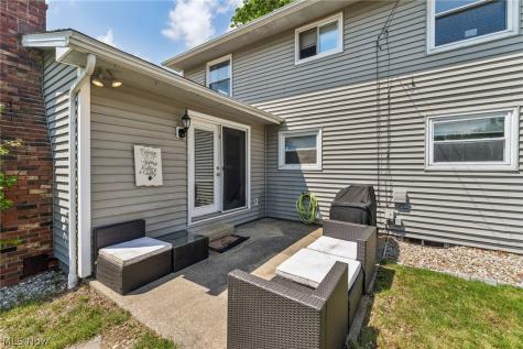 2369 Frederick Drive Cuyahoga Falls OH 44221