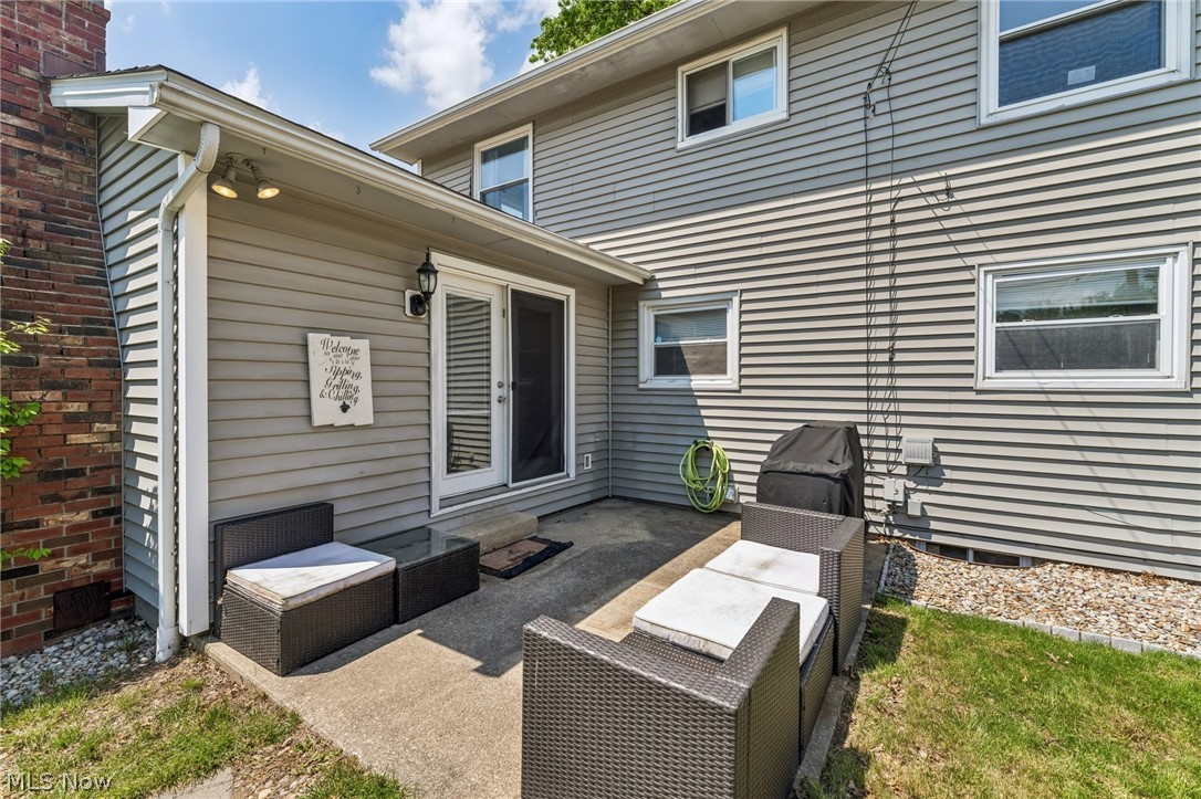 2369 Frederick Drive Cuyahoga Falls OH 44221