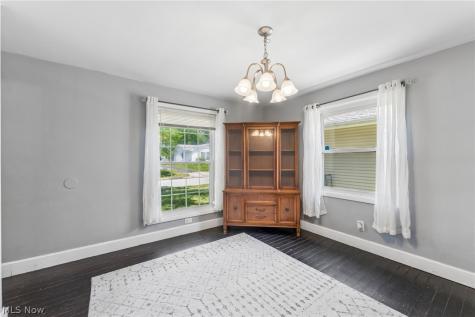 2369 Frederick Drive Cuyahoga Falls OH 44221