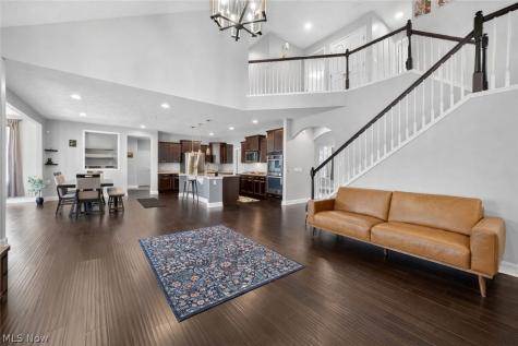 18079 Clare Court Strongsville OH 44149