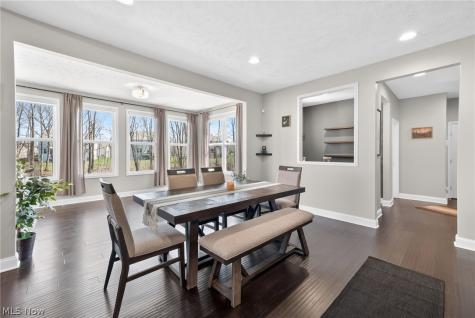 18079 Clare Court Strongsville OH 44149