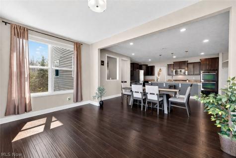 18079 Clare Court Strongsville OH 44149