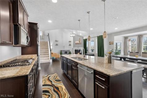 18079 Clare Court Strongsville OH 44149