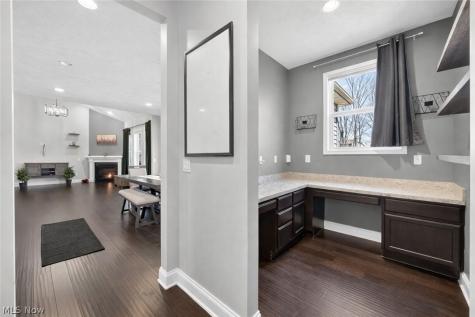 18079 Clare Court Strongsville OH 44149