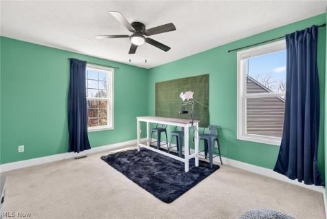 18079 Clare Court Strongsville OH 44149