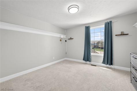 18079 Clare Court Strongsville OH 44149