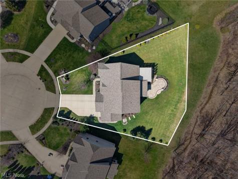 18079 Clare Court Strongsville OH 44149