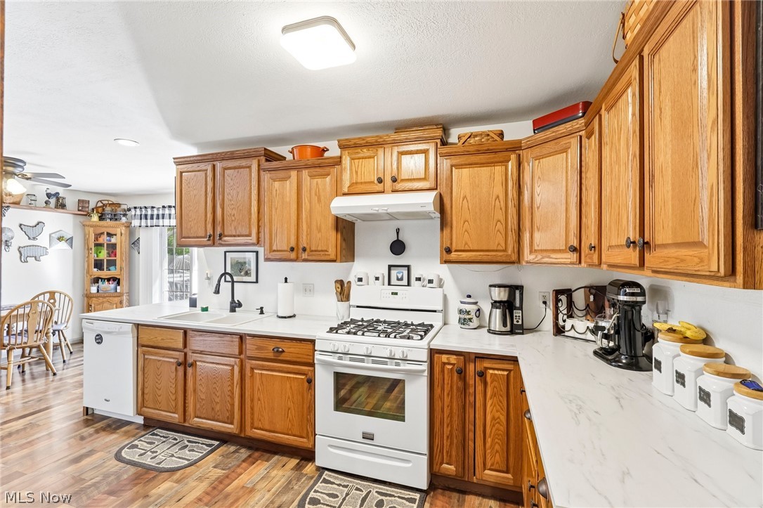 1130 Howell East Palestine OH 44413