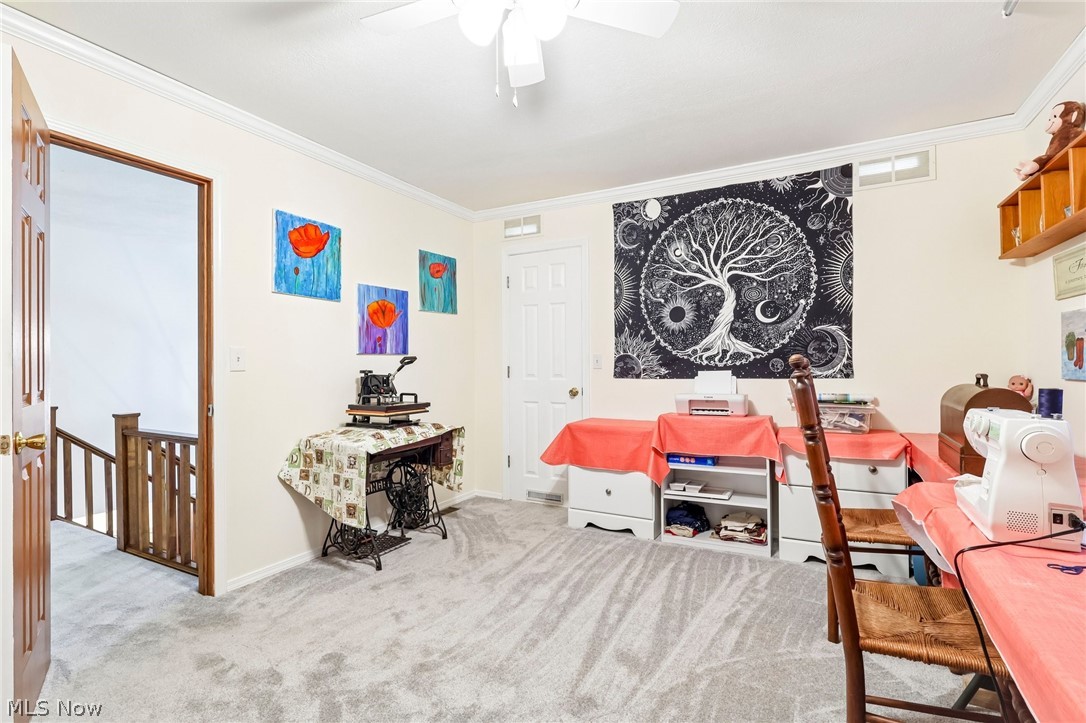 1130 Howell East Palestine OH 44413