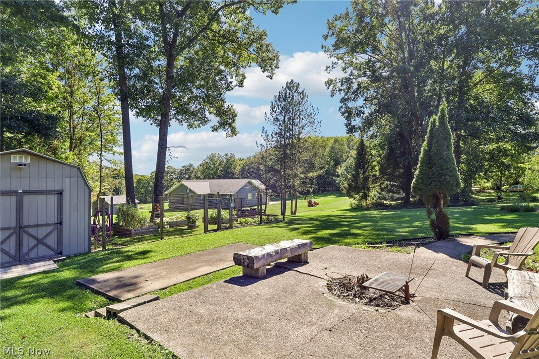 1130 Howell East Palestine OH 44413