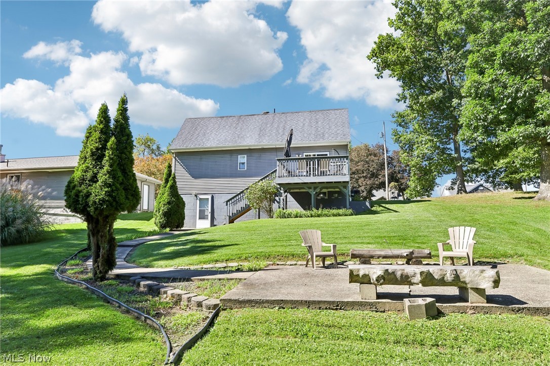 1130 Howell East Palestine OH 44413