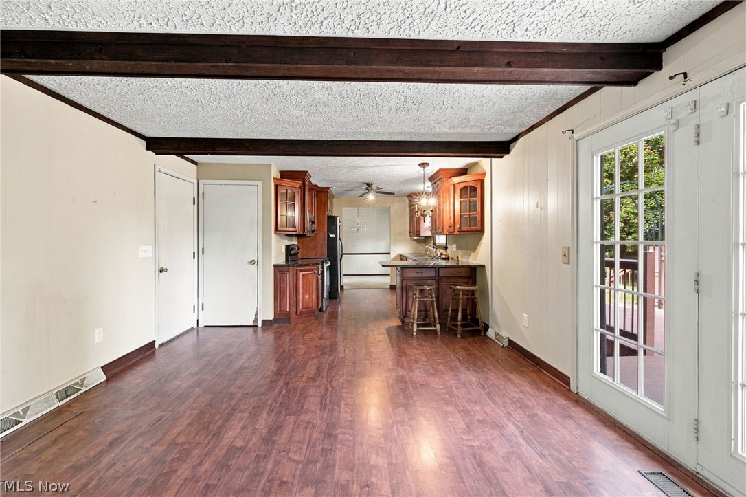 3821 Apache Street NW Uniontown OH 44685