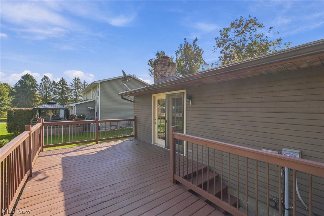 3821 Apache Street NW Uniontown OH 44685
