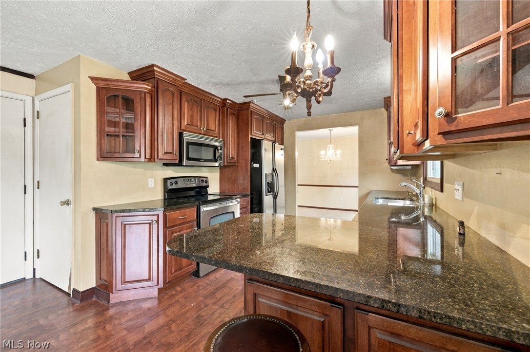 3821 Apache Street NW Uniontown OH 44685