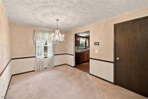 3821 Apache Street NW Uniontown OH 44685