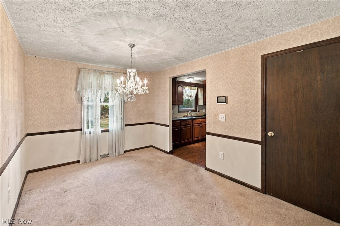 3821 Apache Street NW Uniontown OH 44685