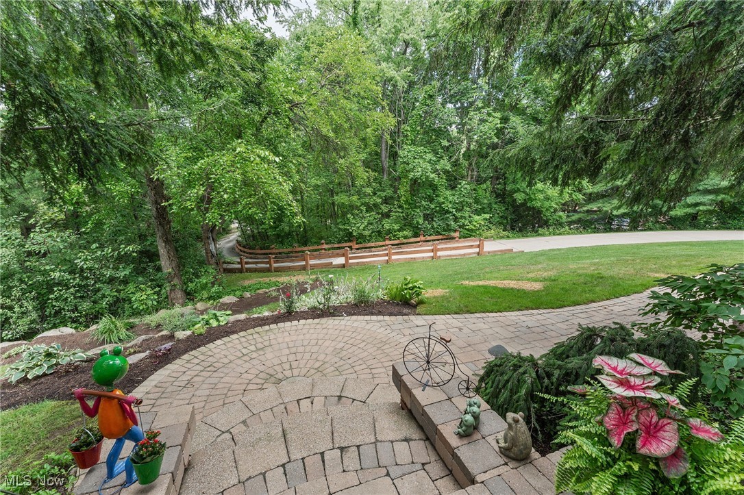 6751 Pheasants Ridge Hudson OH 44236