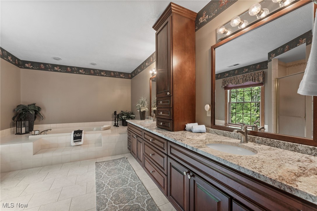 6751 Pheasants Ridge Hudson OH 44236