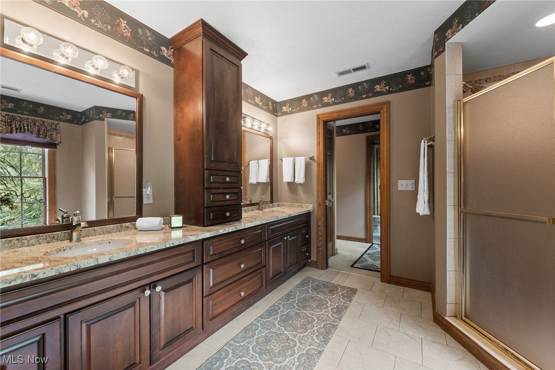 6751 Pheasants Ridge Hudson OH 44236