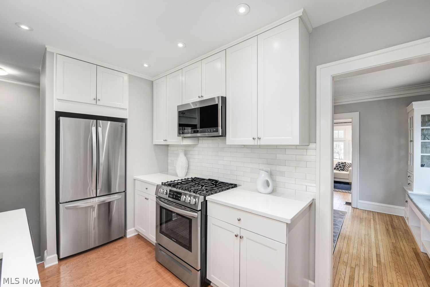 285 Bassett Road Bay Village OH 44140