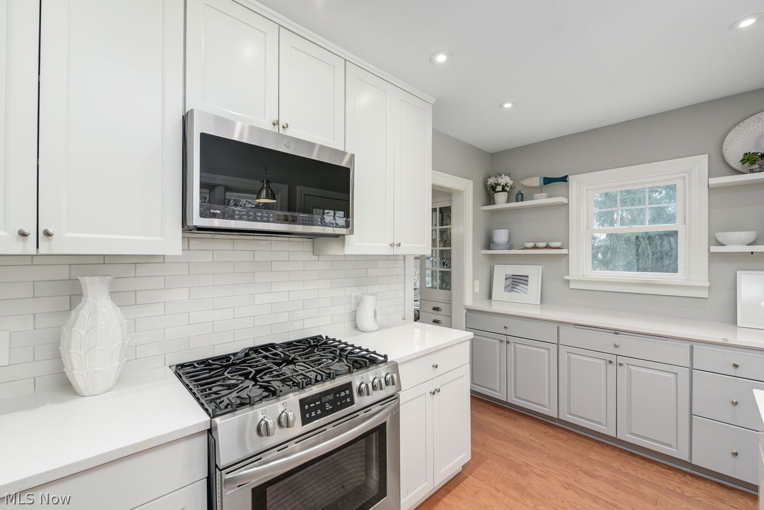 285 Bassett Road Bay Village OH 44140