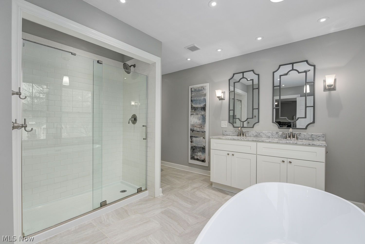 285 Bassett Road Bay Village OH 44140