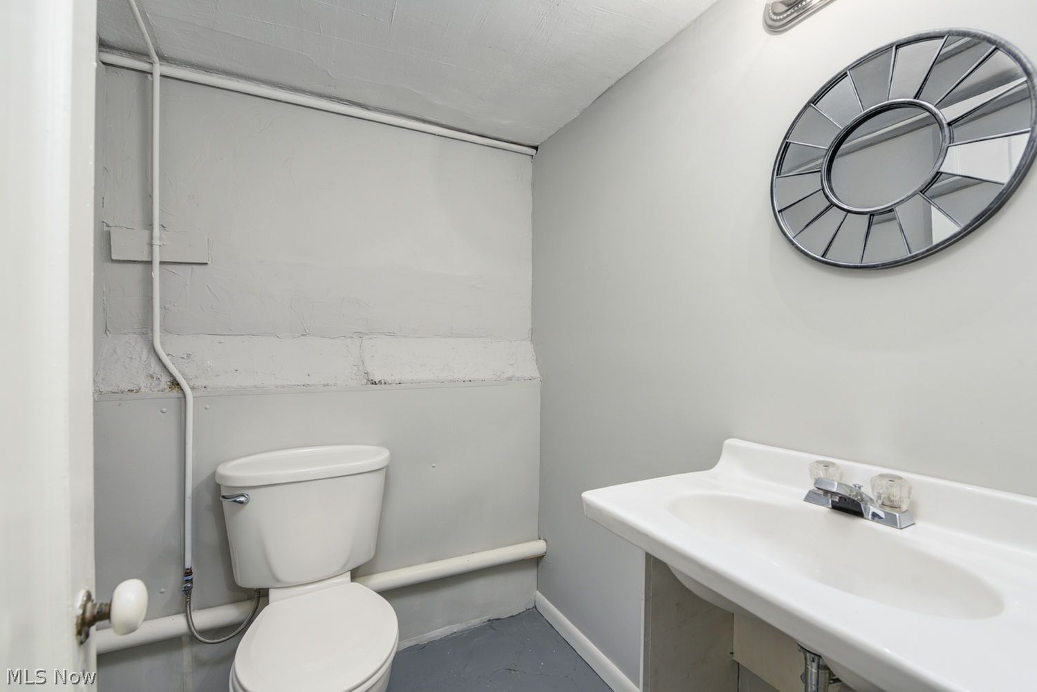 285 Bassett Road Bay Village OH 44140