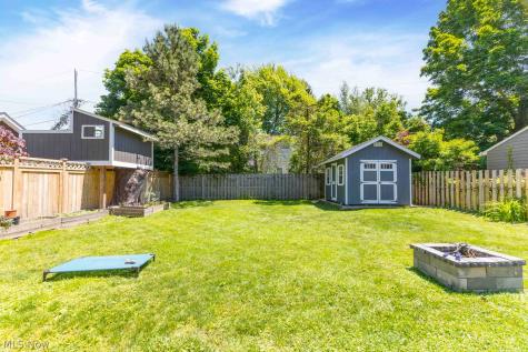 285 Bassett Road Bay Village OH 44140