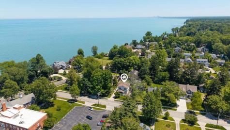 285 Bassett Road Bay Village OH 44140