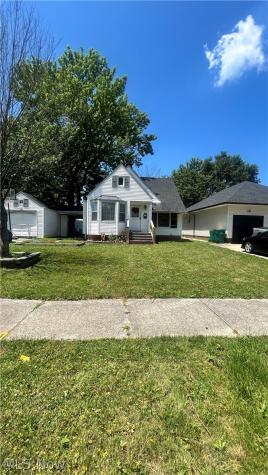 5356 Beechwood Avenue Maple Heights OH 44137