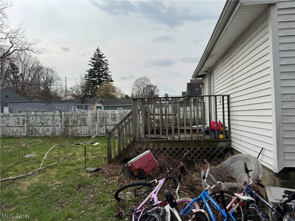 45 S Cedar Street Geneva OH 44041