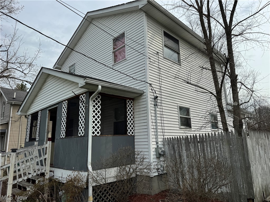 45 S Cedar Street Geneva OH 44041