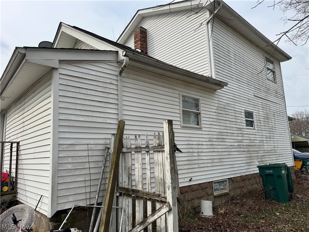 45 S Cedar Street Geneva OH 44041